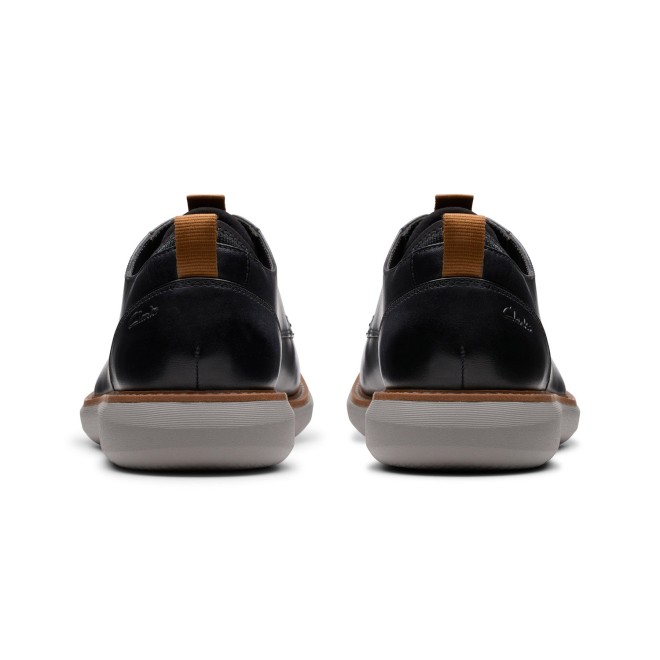 Clarks Brantin Plain (SKU: 147-1633-11-6)