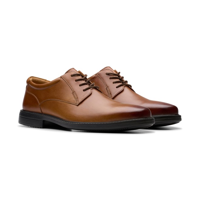 Clarks Wendel Tan (SKU: 147-1645-23-6)