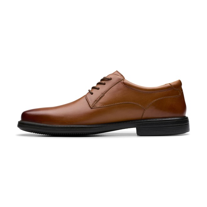 Clarks Wendel Tan (SKU: 147-1645-23-6)