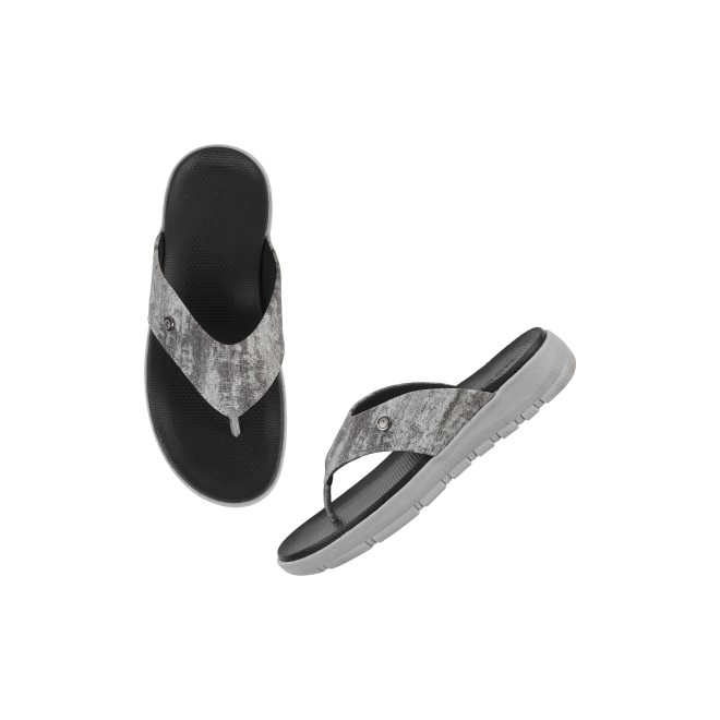 Mochi Men Black Casual Slippers & Flip Flops (SKU: 16-1005-11-40)