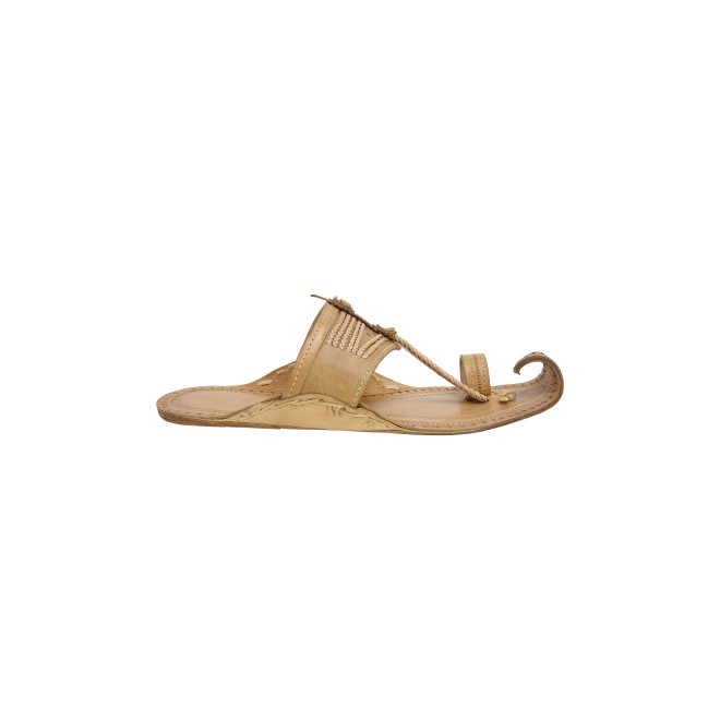 Mochi Men Beige Ethnic Kolhapuris (SKU: 16-1071-20-40)