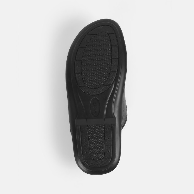 Mochi Men Black Casual Slippers (SKU: 16-1107-11-39) Mochi Men Black Casual Slippers (SKU: 16-1107-11-39)
