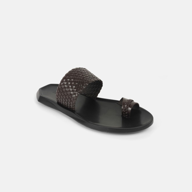 Mochi Men Brown Casual Slippers