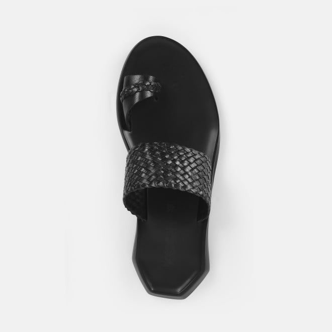 Mochi Men Black Casual Slippers (SKU: 16-1126-11-40) Mochi Men Black Casual Slippers (SKU: 16-1126-11-40)