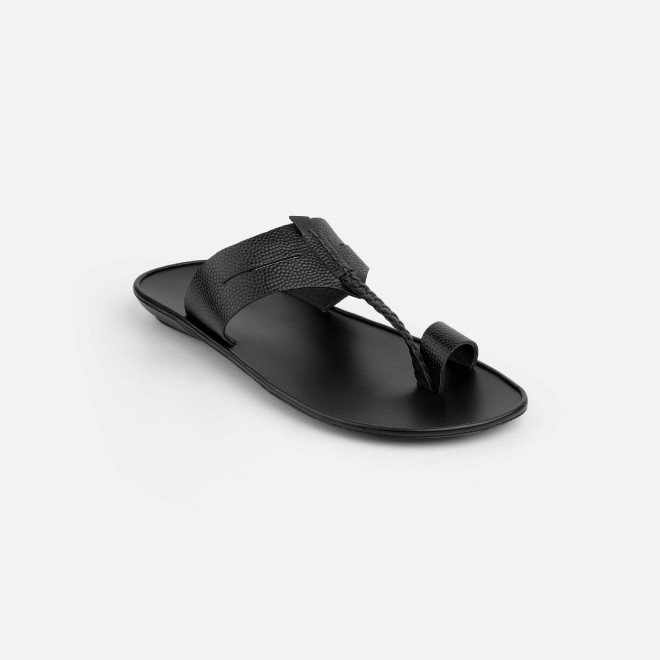 Mochi Men Black Ethnic Kolhapuris (SKU: 16-1136-11-40)