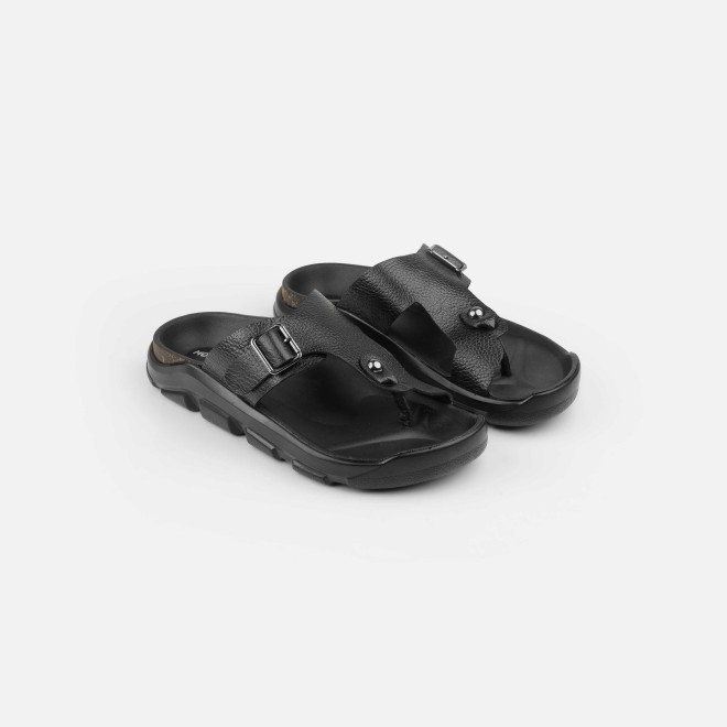 Mochi Men Black Casual Slippers (SKU: 16-1210-11-40)