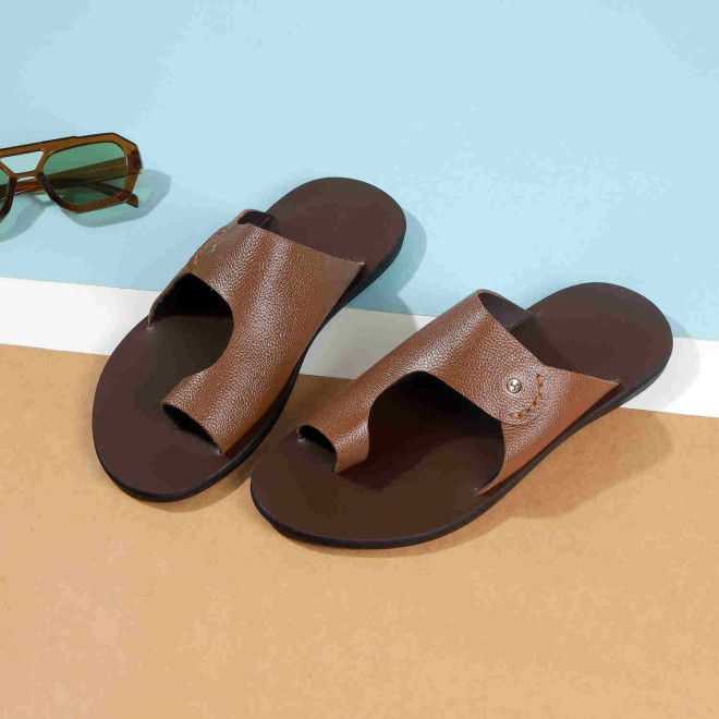 Mochi Men Tan Casual Slippers