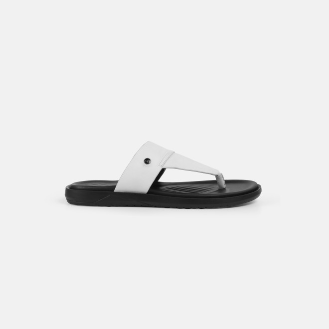 Mochi Men White Casual Slippers (SKU: 16-1239-16-43)
