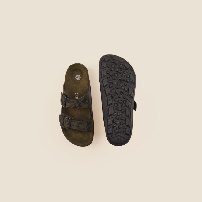 Mochi Men Olive Casual Slippers (SKU: 16-124-49-40)