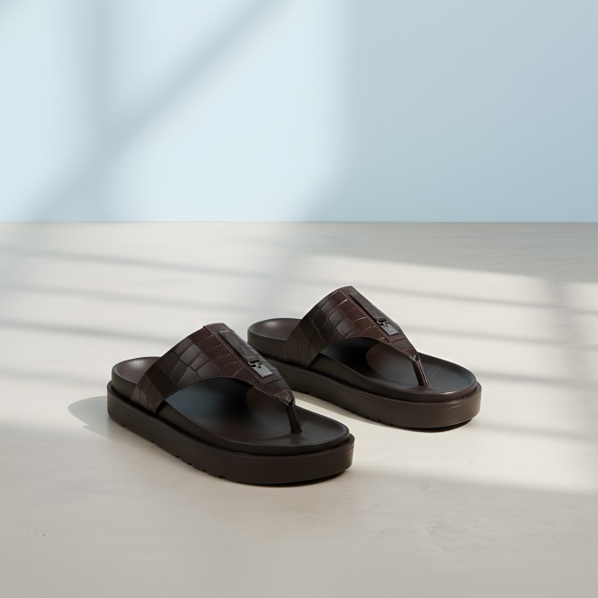 Mochi Men Brown Casual Slippers