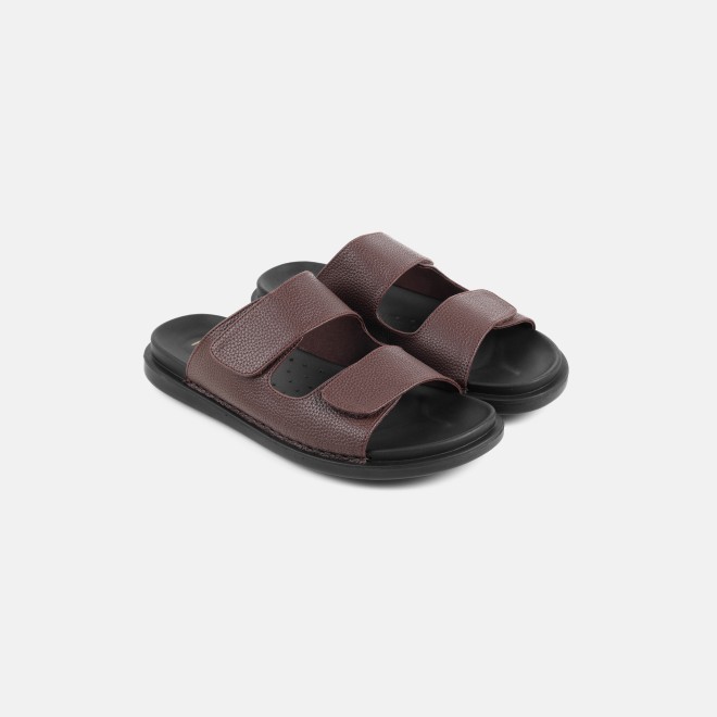 Mochi Men Brown Casual Slippers (SKU: 16-1287-12-42)