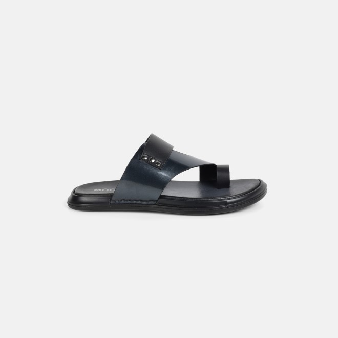 Mochi Men Black Casual Slippers (SKU: 16-1318-11-40)