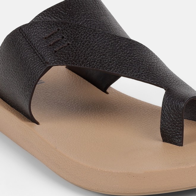 Mochi Men Brown Casual Slippers (SKU: 16-1319-12-40)