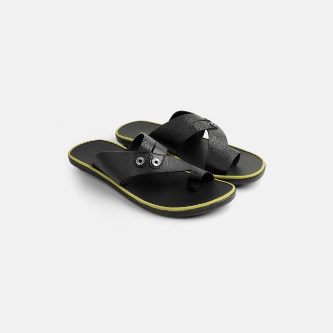 Mochi Men Black Casual Slippers (SKU: 16-1320-11-40)