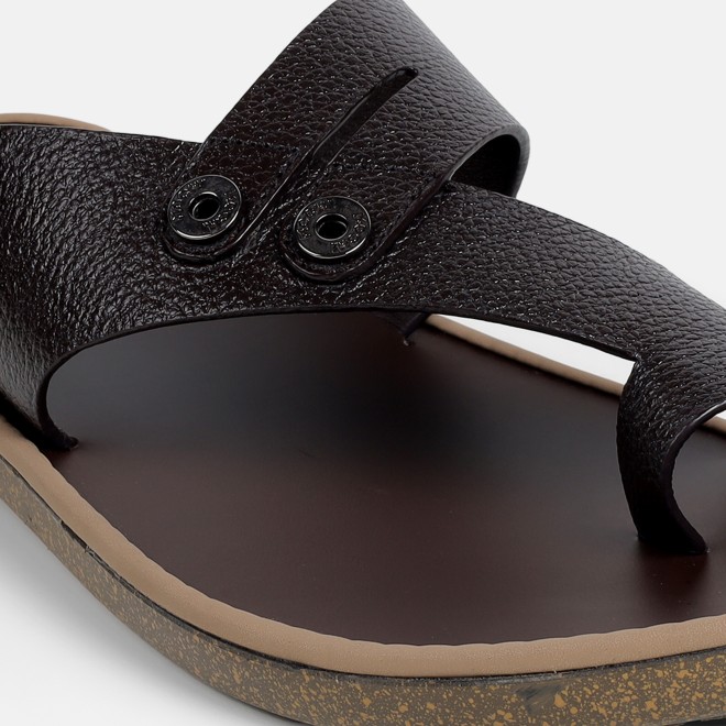Mochi Men Brown Casual Slippers (SKU: 16-1320-12-40)