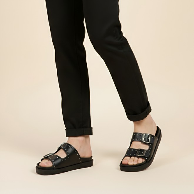 Mochi Men Black Casual Slippers (SKU: 16-1322-11-40) Mochi Men Black Casual Slippers (SKU: 16-1322-11-40)