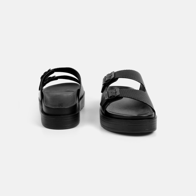 Mochi Men Black Casual Slippers (SKU: 16-1324-11-43)