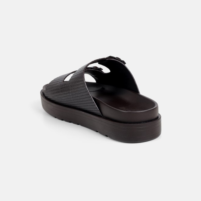 Mochi Men Brown Casual Slippers (SKU: 16-1324-12-40)