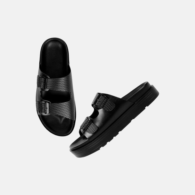 Mochi Men Black Casual Slippers (SKU: 16-1324-11-43)
