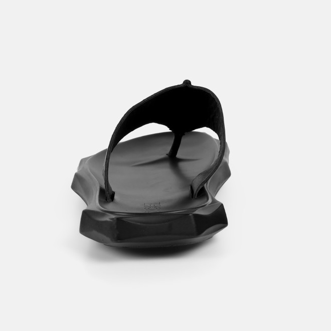 Mochi Men Black Casual Slippers (SKU: 16-1325-11-40)