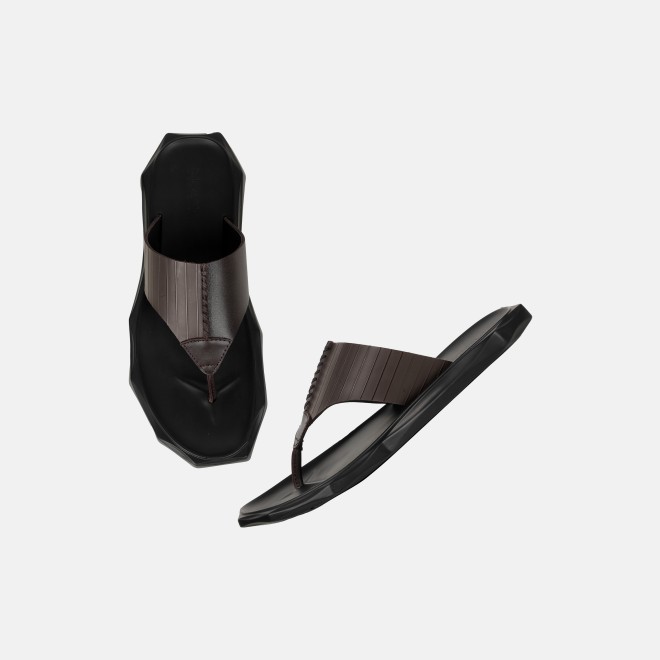 Mochi Men Brown Casual Slippers (SKU: 16-1325-12-40)