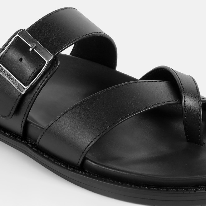 Mochi Men Black Casual Slippers (SKU: 16-1341-11-40)