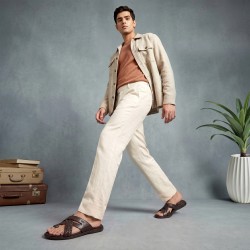 Mochi Men Brown Casual Slippers