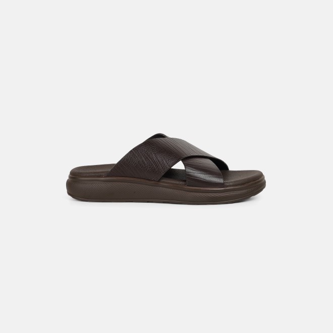 Mochi Men Brown Casual Slippers (SKU: 16-1343-12-40)