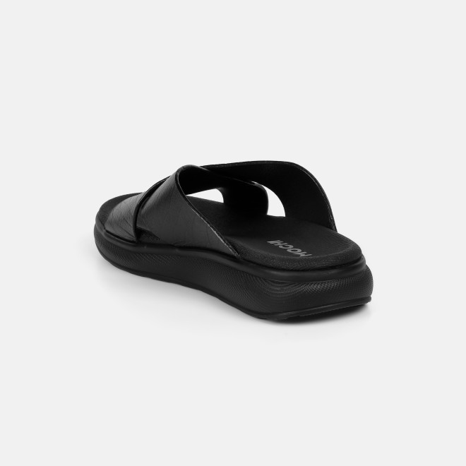 Mochi Men Black Casual Slippers (SKU: 16-1343-11-40)