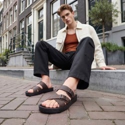 Mochi Men Brown Casual Slippers