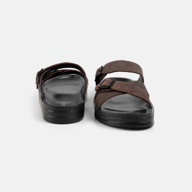 Mochi Men Brown Casual Slippers (SKU: 16-1372-12-40)