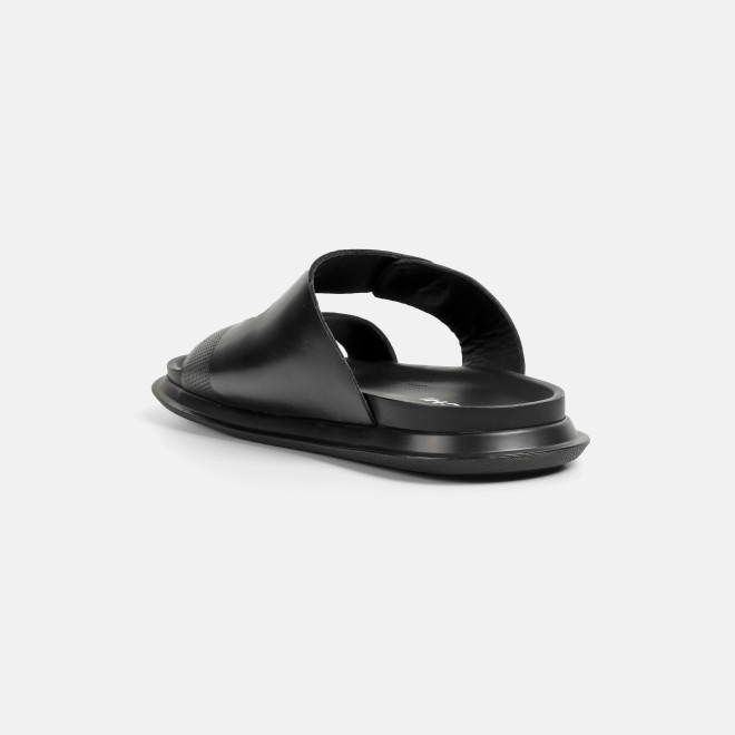 Mochi Men Black Casual Slippers (SKU: 16-1376-11-40) Mochi Men Black Casual Slippers (SKU: 16-1376-11-40)