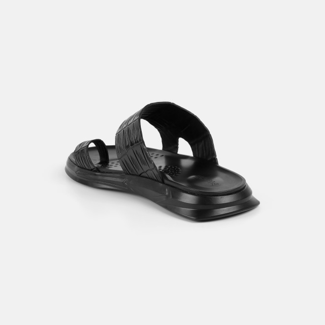 Mochi Men Black Casual Slippers (SKU: 16-1381-11-40) Mochi Men Black Casual Slippers (SKU: 16-1381-11-40)