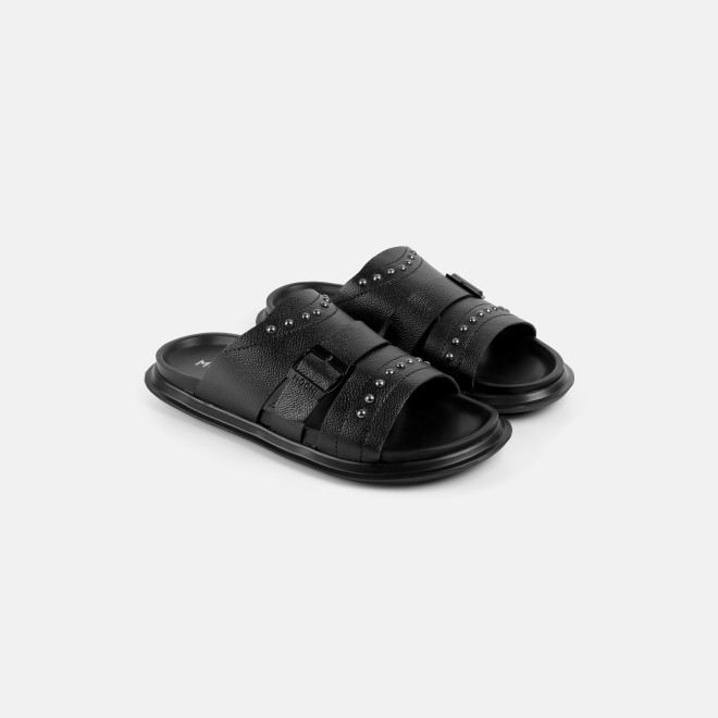 Mochi Men Black Casual Slippers (SKU: 16-1392-11-40) Mochi Men Black Casual Slippers (SKU: 16-1392-11-40)
