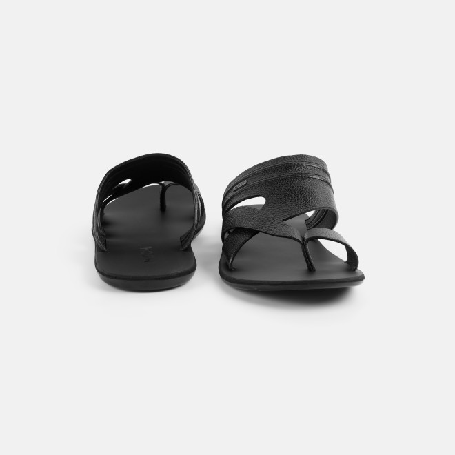 Mochi Men Black Casual Slippers (SKU: 16-1440-11-39)