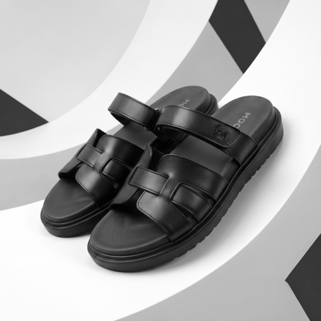 Mochi Men Black Casual Slippers (SKU: 16-1449-11-40)