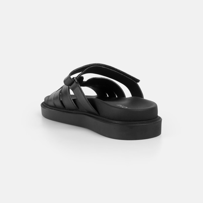 Mochi Men Black Casual Slippers (SKU: 16-1449-11-40)