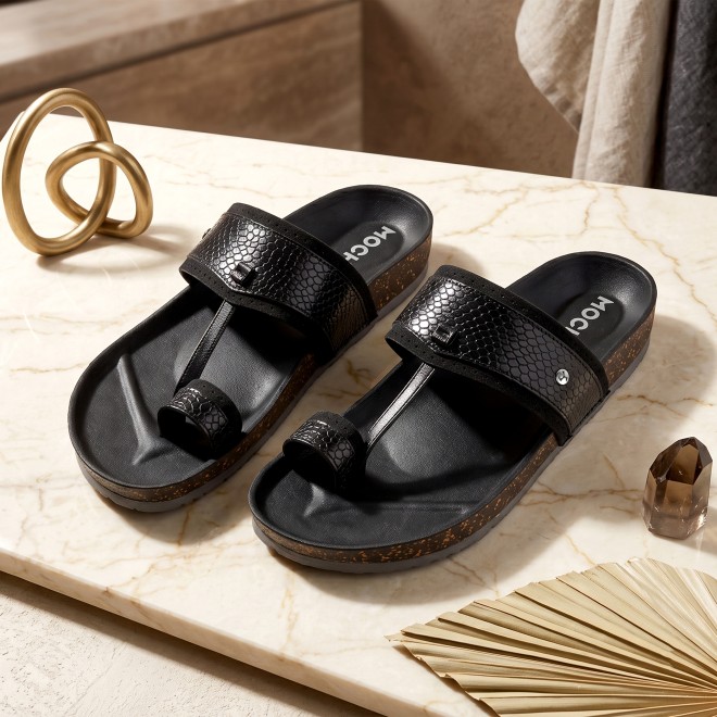 Mochi Men Black Ethnic Kolhapuris (SKU: 16-801261-11-39)