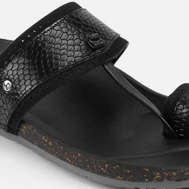Mochi Men Black Ethnic Kolhapuris (SKU: 16-801261-11-39)
