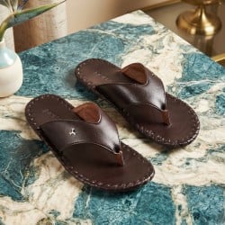 Mochi Men Brown Casual Slippers