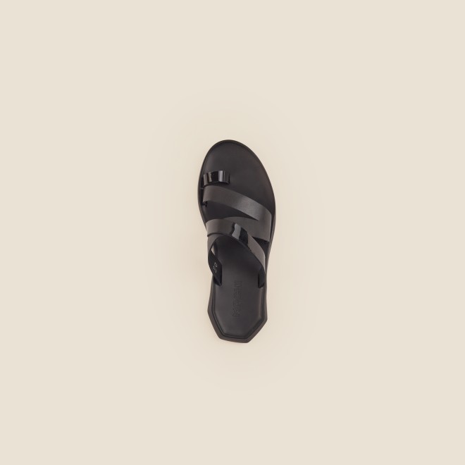 Mochi Men Black Casual Slippers (SKU: 16-870-11-40) Mochi Men Black Casual Slippers (SKU: 16-870-11-40)
