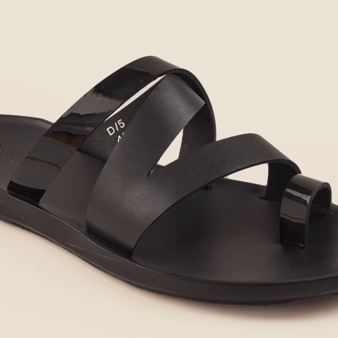 Mochi Men Black Casual Slippers (SKU: 16-870-11-40) Mochi Men Black Casual Slippers (SKU: 16-870-11-40)