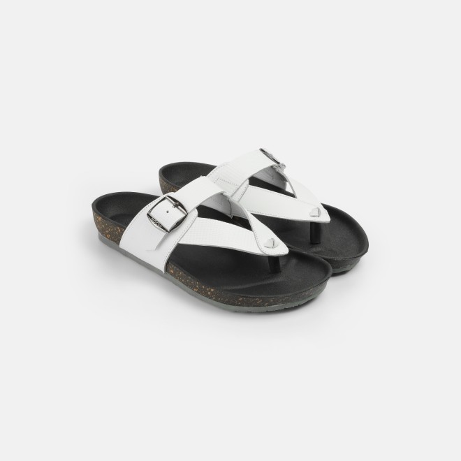 Mochi Men White Casual Slippers (SKU: 16-900207-16-39)
