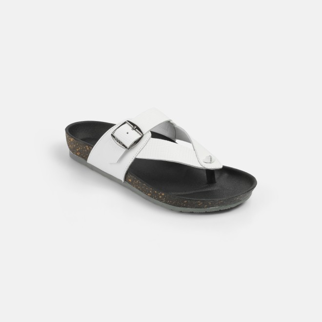 Mochi Men White Casual Slippers (SKU: 16-900207-16-39)
