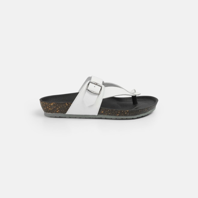 Mochi Men White Casual Slippers (SKU: 16-900207-16-39)