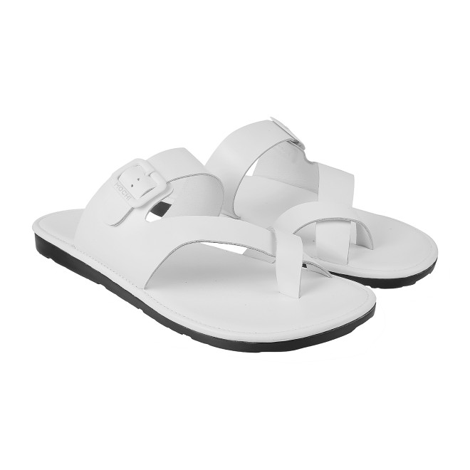 Mochi Men White Casual Slippers (SKU: 16-900519-16-39)