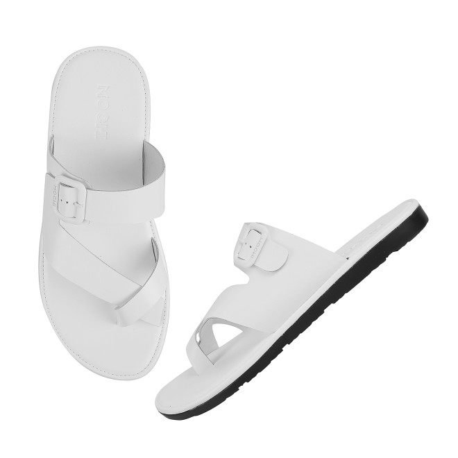 Mochi Men White Casual Slippers (SKU: 16-900519-16-39)