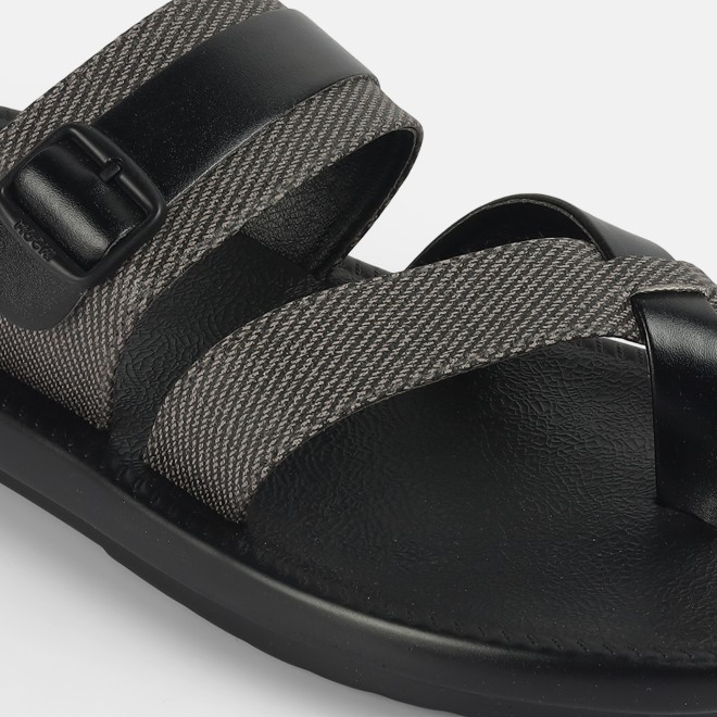 Mochi Men Black Casual Slippers (SKU: 16-901217-11-40)