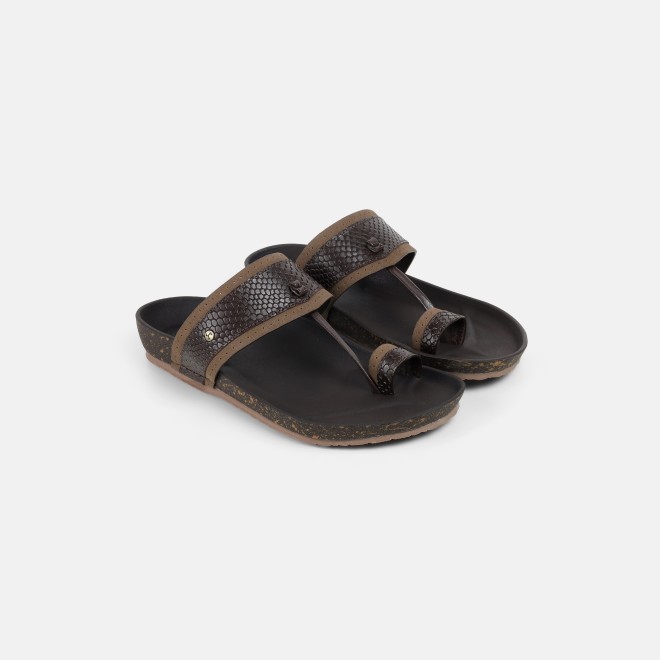 Mochi Men Brown Ethnic Kolhapuris (SKU: 16-901261-12-39)