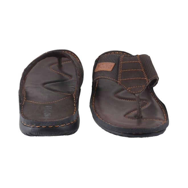 Mochi Men Brown Casual Chappals (SKU: 16-9195L-12-46)